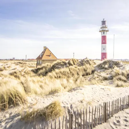 Apartment In Nieuwpoort Located With A View Of The Sea ニーウポールト
