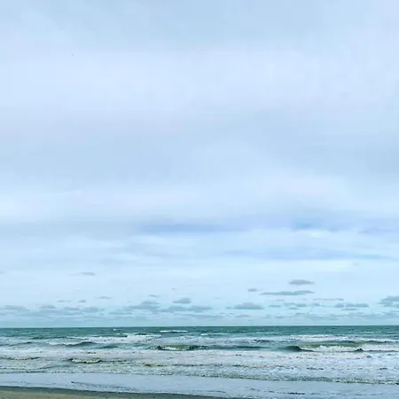 Apartment In Nieuwpoort Located With A View Of The Sea アパート *